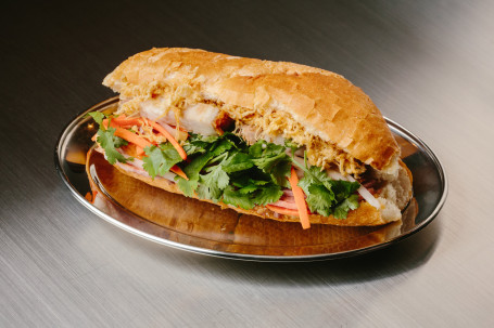 Bánh Mì Truyền Thống