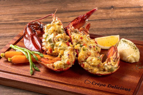 Boston Lobster Thermidor With Mashed Potatoes Fǎ Shì Jú Bō Shì Dùn Lóng Xiā Xuǎn Pèi Shǔ Róng