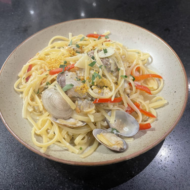 Bái Jiǔ Niú Yóu Zhǔ Xiàn Biǎn Yì Dà Lì Miàn Linguine Vongole