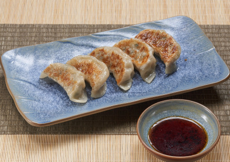 Xī Bān Yá Zhū Ròu Jiǎo Zi Spanish Pork Gyoza