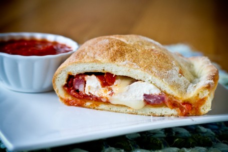 Calzone Salami