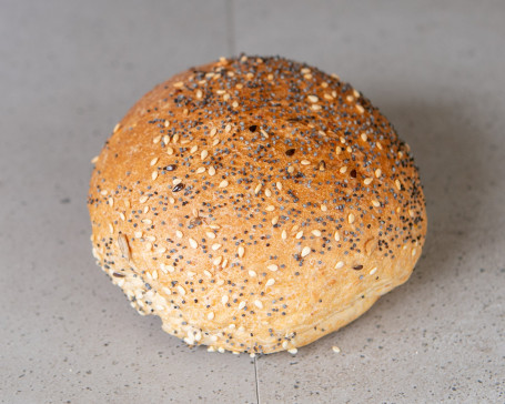 Wholemeal Grain Round Roll (6 Pack)