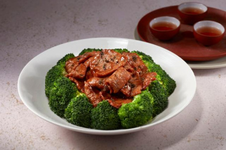 Xī Lán Huā Chuān Jiāo Niú Ròu Sautéed Sliced Beef With Broccoli In Chiujew Sauce