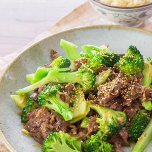 Broccoli Carne De Vită