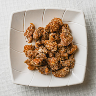 13 Crispy Fried Chicken (Boneless) With Salt Pepper (Legends' Specialities) Yán Sū Jī