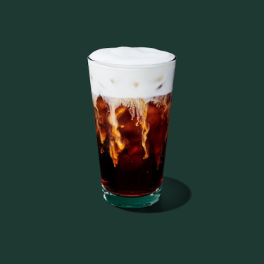 Cold Brew Cu Spumă Rece De Cremă Sărată