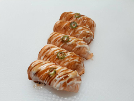 Grilled Salmon Nigiri (5Pcs)