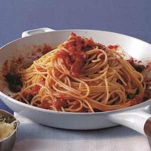 Spaghetti Cu Sos Marinara