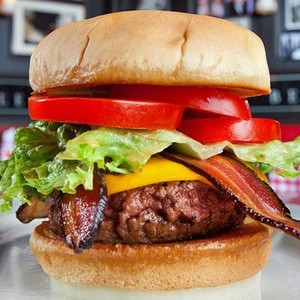 Micul Burger Cu Bacon