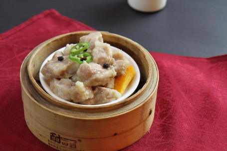 D11. Steamed Pork Ribs With Pumpkin Nán Guā Zhēng Pái Gǔ