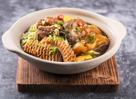 Mǎ Liù Niú Mó Wáng Bāo Braised Beef, Tendon Stomach In Pot