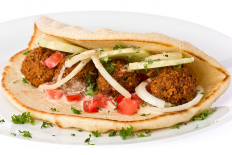 8 Falafel (V)