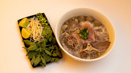 Phở Đuôi Bò Oxtail Noodles