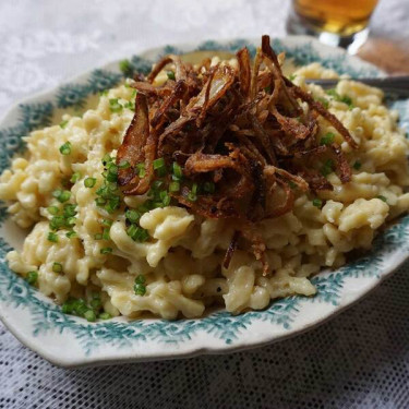 Spätzle Cu Brânză Făcută În Casă