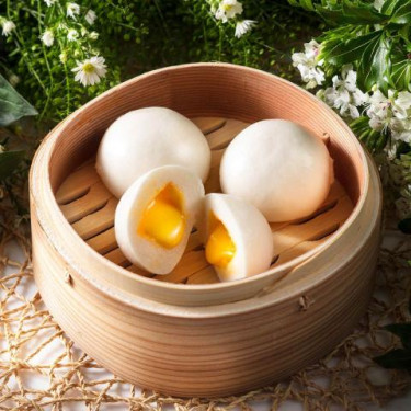 Nǎi Huáng Bāo （3Jiàn） Steamed Custard Buns (3Pcs)