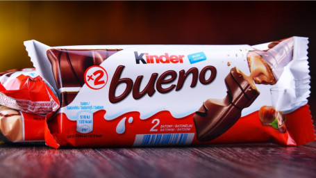 Kinder Bueno Milk Chocolate (2 Sticks)