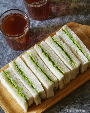 Sandwich Cu Chutney