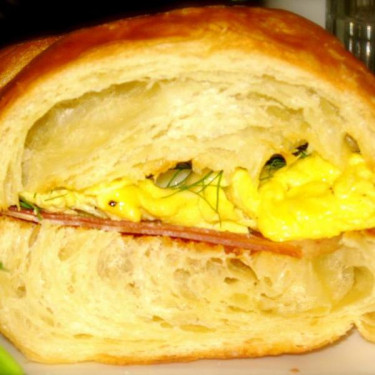 Ou Brânză Croissan'wich