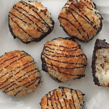 Macaroons Cu Nucă De Cocos