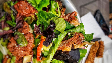 Pulled Pork Salad Bowl