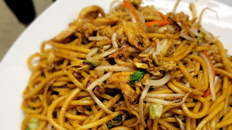 Lm2. Chicken Lo-Mein