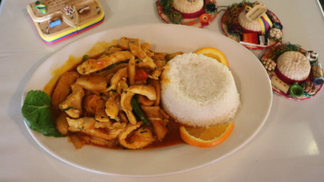 Sauteed Chicken With Onions, Tomatoes Peppers