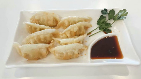 Pan Fried Chicken Dumpling (8)