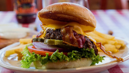 Cody's 1 Ib Steak Burger