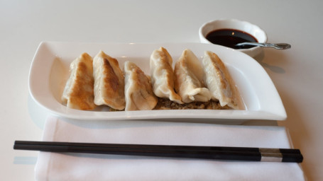 Pan Fried Pot Stickers 6 Pieces