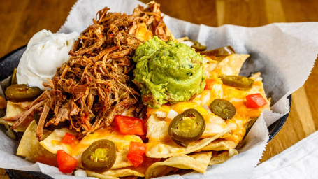 Green Chili Pork Nachos